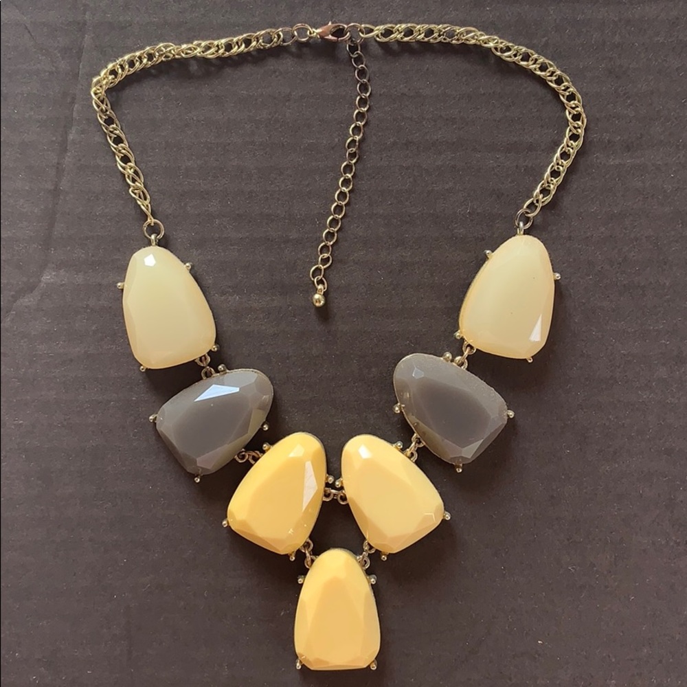 Statement necklace